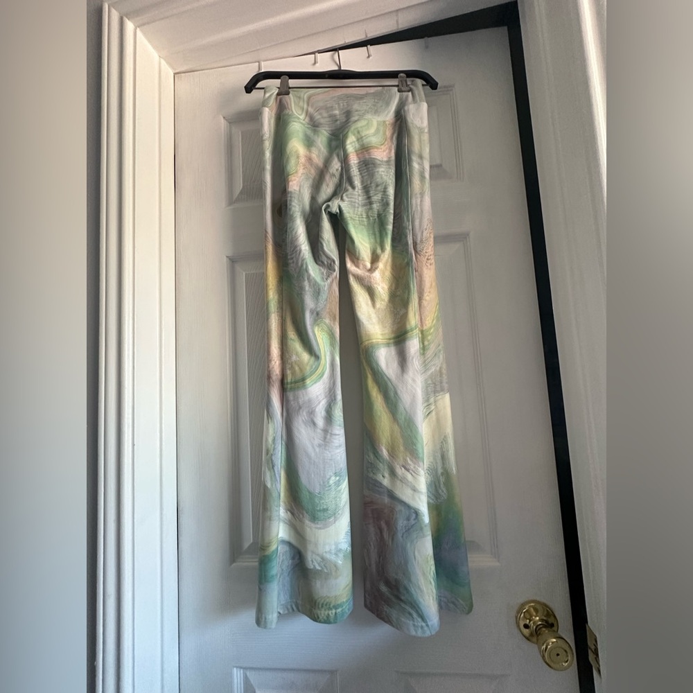 Silverwind yoga flare Pants small petite sustainability clothing